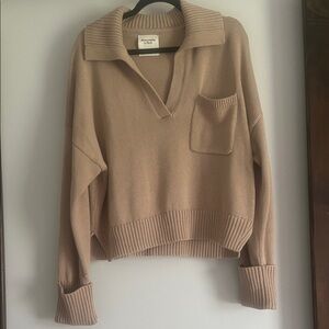 Abercrombie & Fitch Women's Taupe V-Neck Collared Pocket Sweater